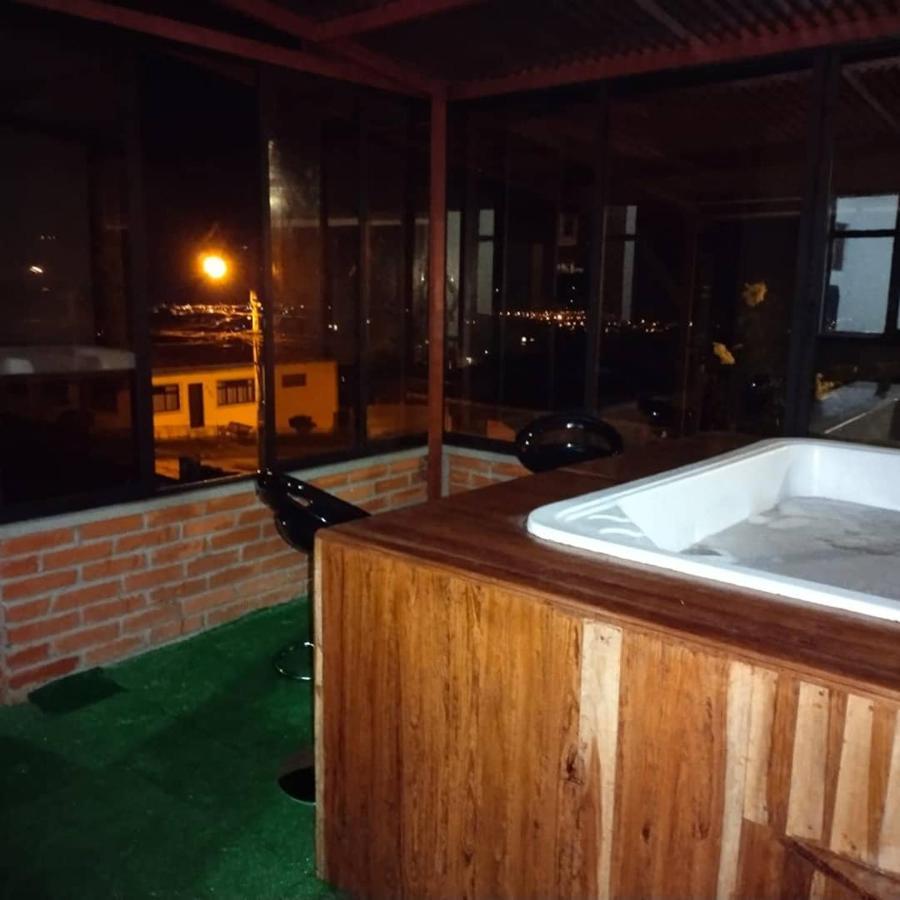 Hostal Spa Casa De Piedra Con Jacuzzi Санта-Роса-де-Кабаль Екстер'єр фото