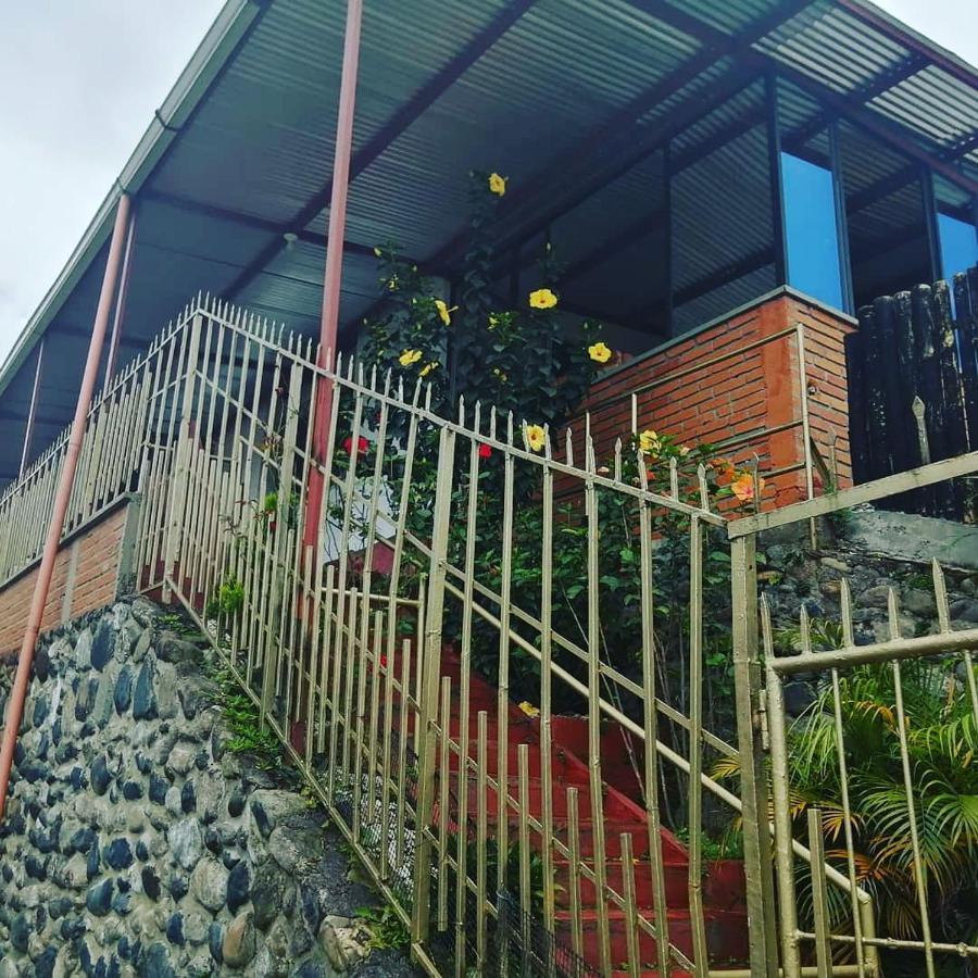 Hostal Spa Casa De Piedra Con Jacuzzi Санта-Роса-де-Кабаль Екстер'єр фото